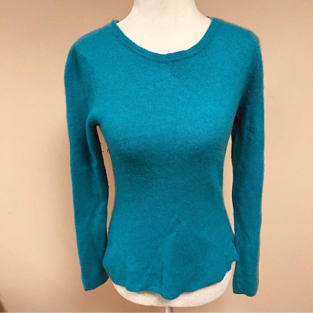 Peck & Peck Aqua Cashmere Sweater. Size Sm